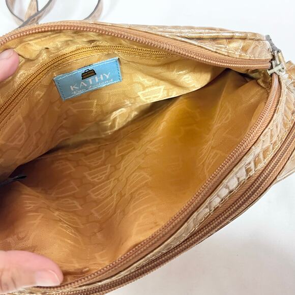 Kathy Van Zeeland Purse Bag Pocketbook Golden Honey Croc Embossed Organizer - Picture 12 of 16